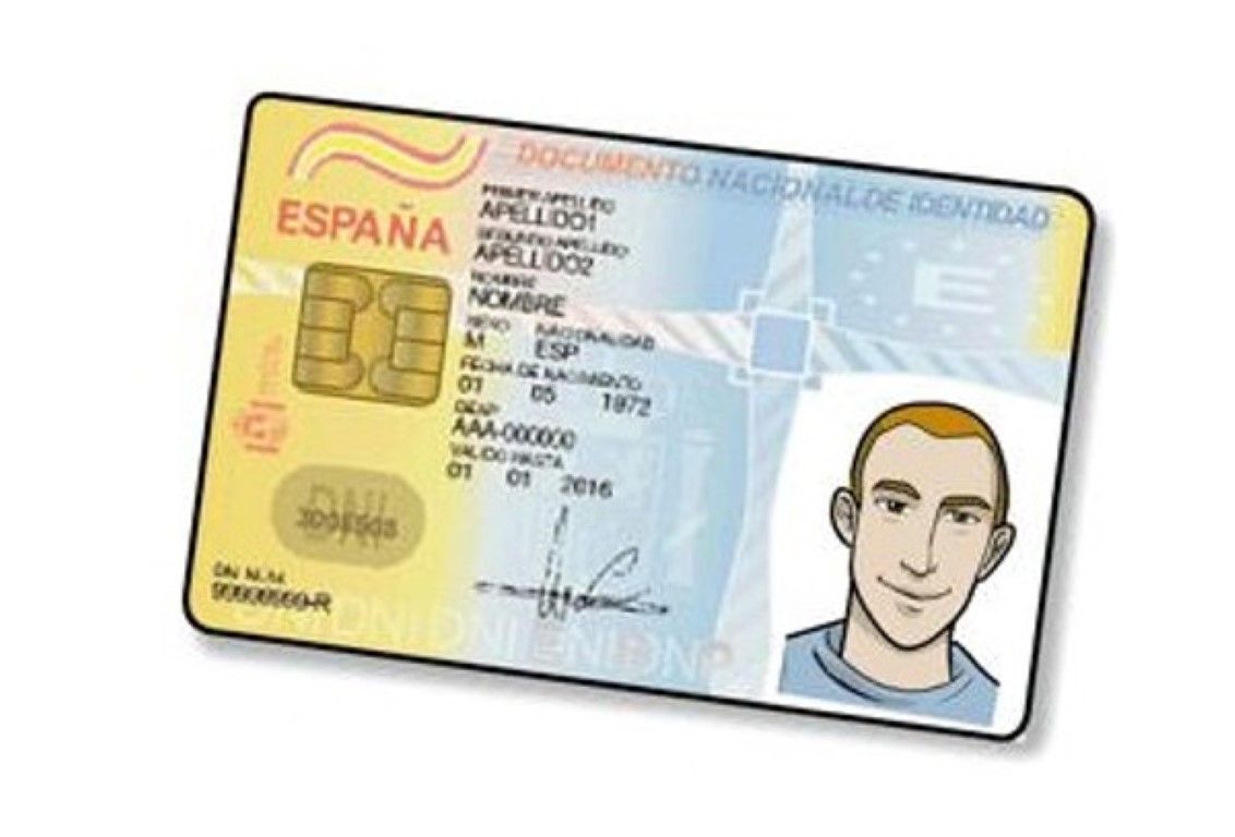 La Jefatura Superior de Policía reinicia el servicio para la obtención del DNI y pasaporte
