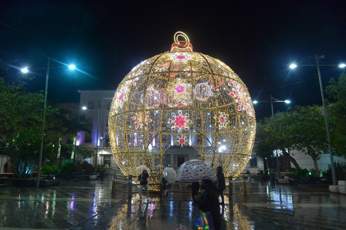 Más de 1.300.000 puntos de luz adornan las calles con motivo de la Navidad y Reyes
