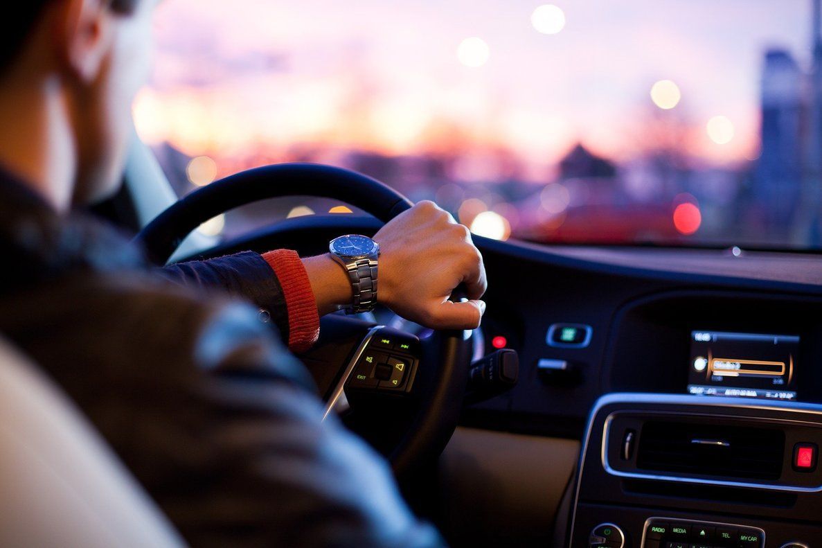 ¿Coche parado durante la cuarentena? 11 recomendaciones claves