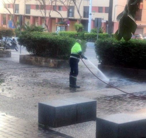TRACE desinfecta la zona de los Jardines Argentina