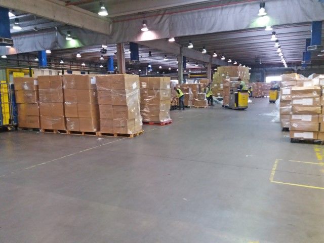 Correos entrega los respiradores fabricados por SEAT