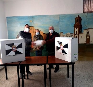  La Casa de Ceuta en Algeciras dona 800 tuppers al comedor del Carmen