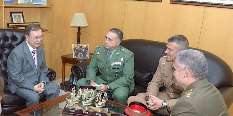Año 2016. En el centro, el general de División Marcos Llago Navarro como coronel del Tercio de la Legión en Ceuta. Foto de archivo