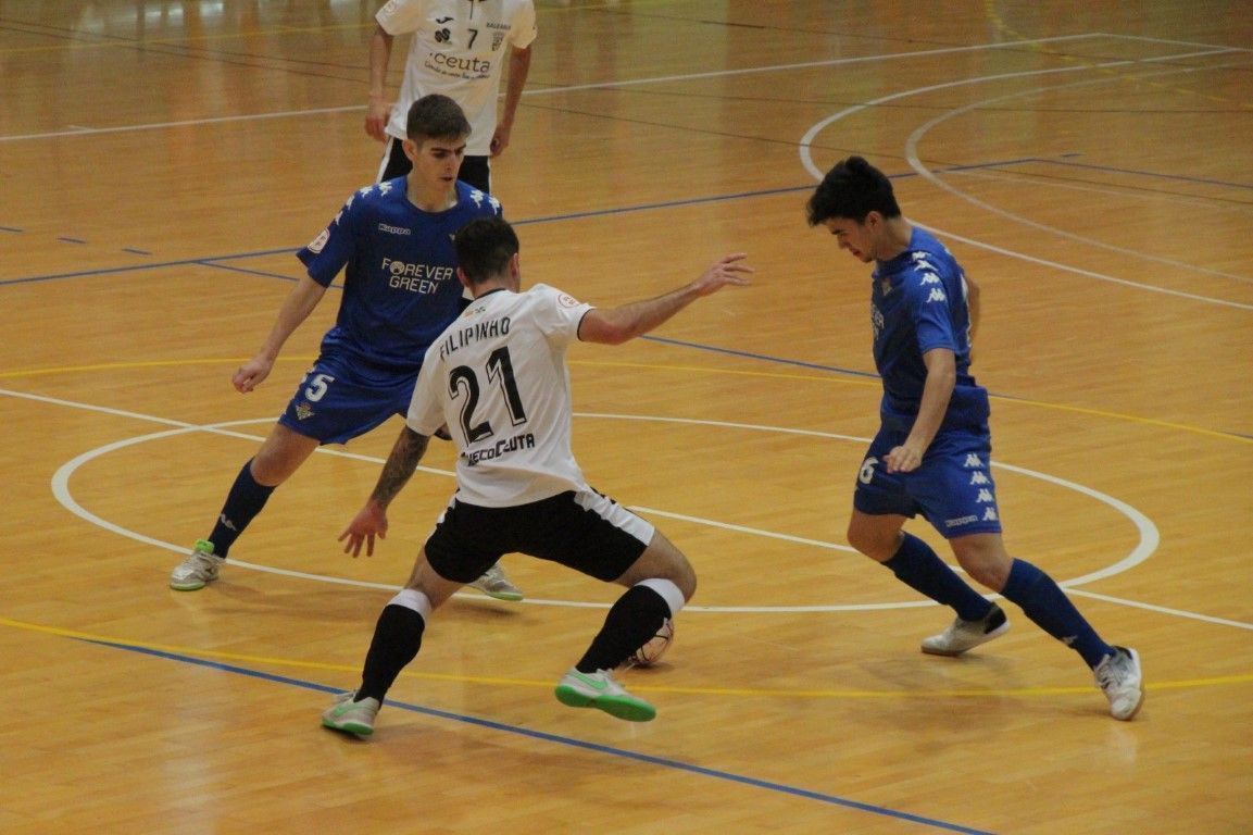 El UA Ceutí deja atrás la mala racha venciendo al Real Betis Futsal B (4-2)