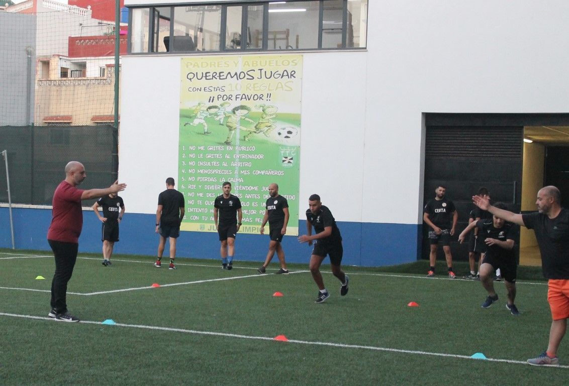 El Comité de Árbitros de Ceuta realiza un control físico a los árbitros nacionales de fútbol y fútbol sala