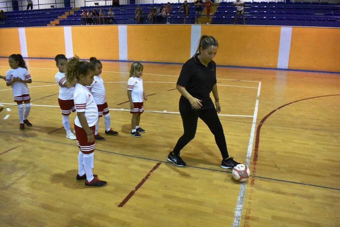 La Escuela de Entrenadores de la FFCE impulsa el fútbol femenino con la subvención del Curso UEFA C  