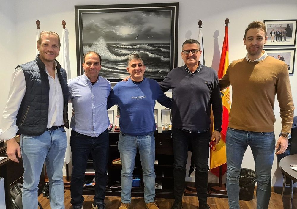 Paco Sedano y Luis Amado (CNFS) se reúnen con los equipos nacionales ceutíes