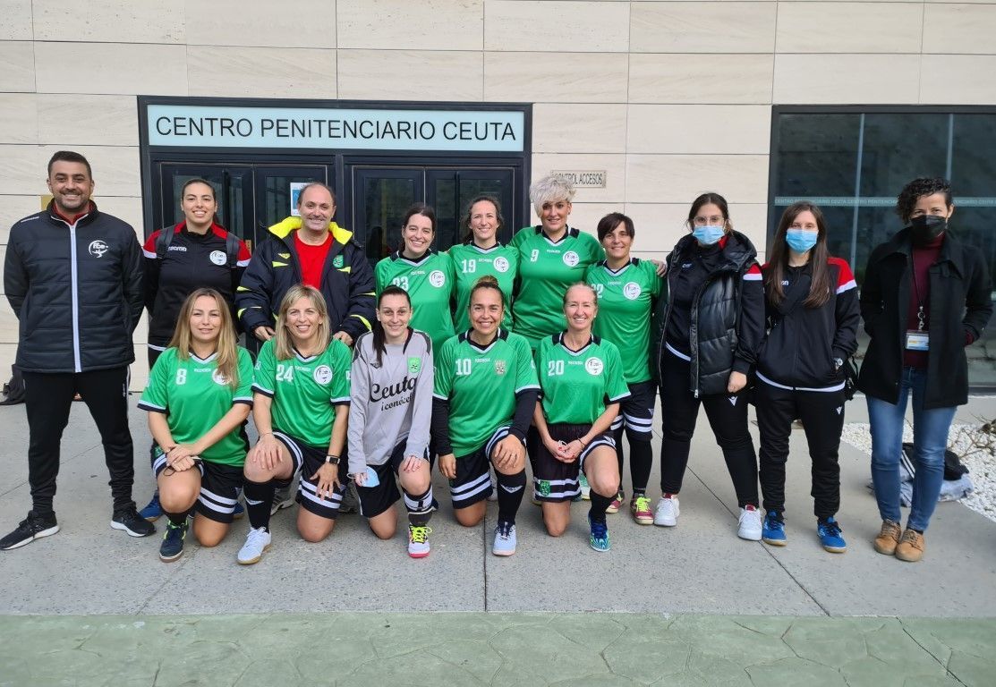 Las Veteranas de la FFCE diputan un amistoso ante el equipo Femenino del Centro Penitenciario 