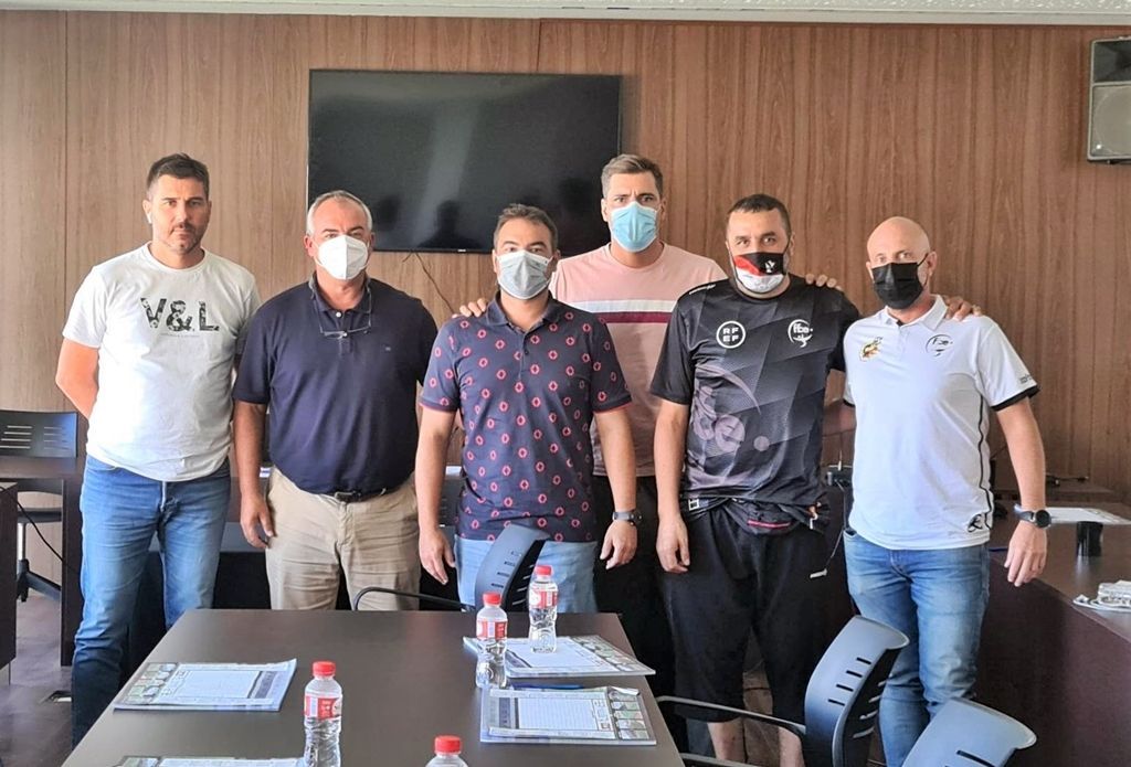 FFCE y RFAF se reúnen con los representantes juveniles de Ceuta en categoría nacional   