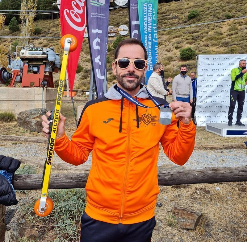 El deportista ceutí, José Antonio Carracao, sube al pódium en Sierra Nevada