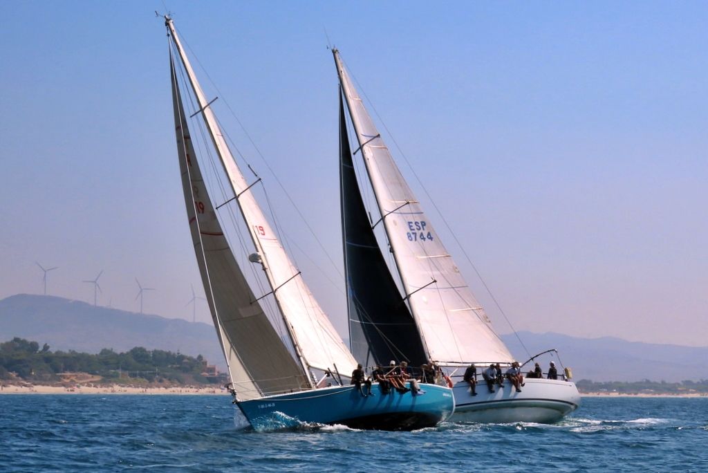 ‘Al Tarik IV’ con Daniel Cuevas gana la 8ª Regata Straitchallenge