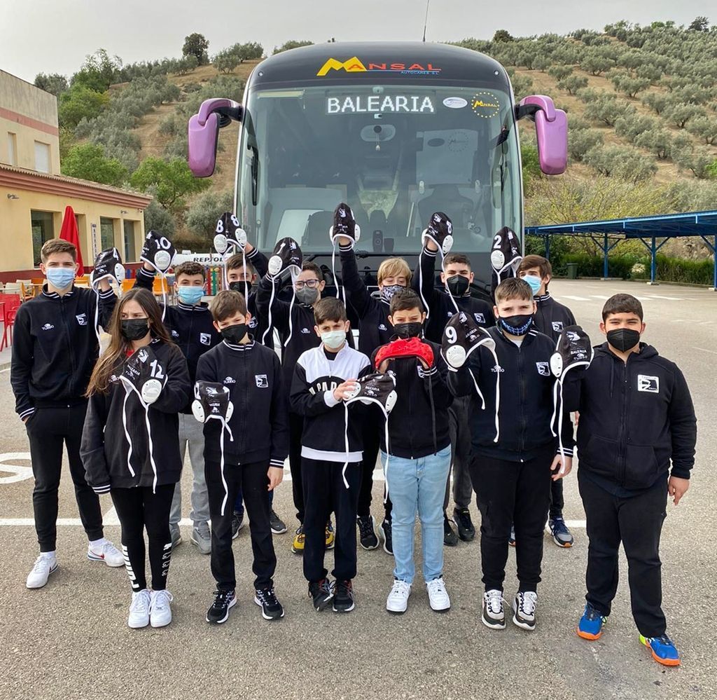 Victoria ante Castilla la Mancha y derrota frente a Baleares en el Nacional infantil de Waterpolo