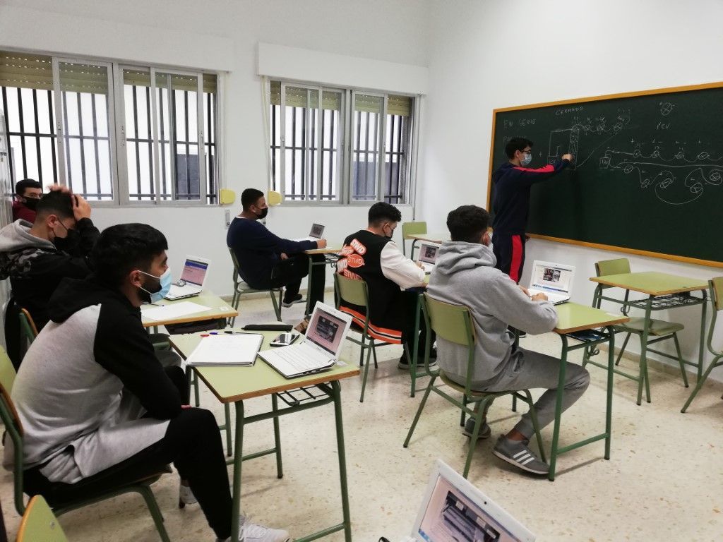 CCOO, preocupado por la incertidumbre del modelo organizativo del próximo curso académico