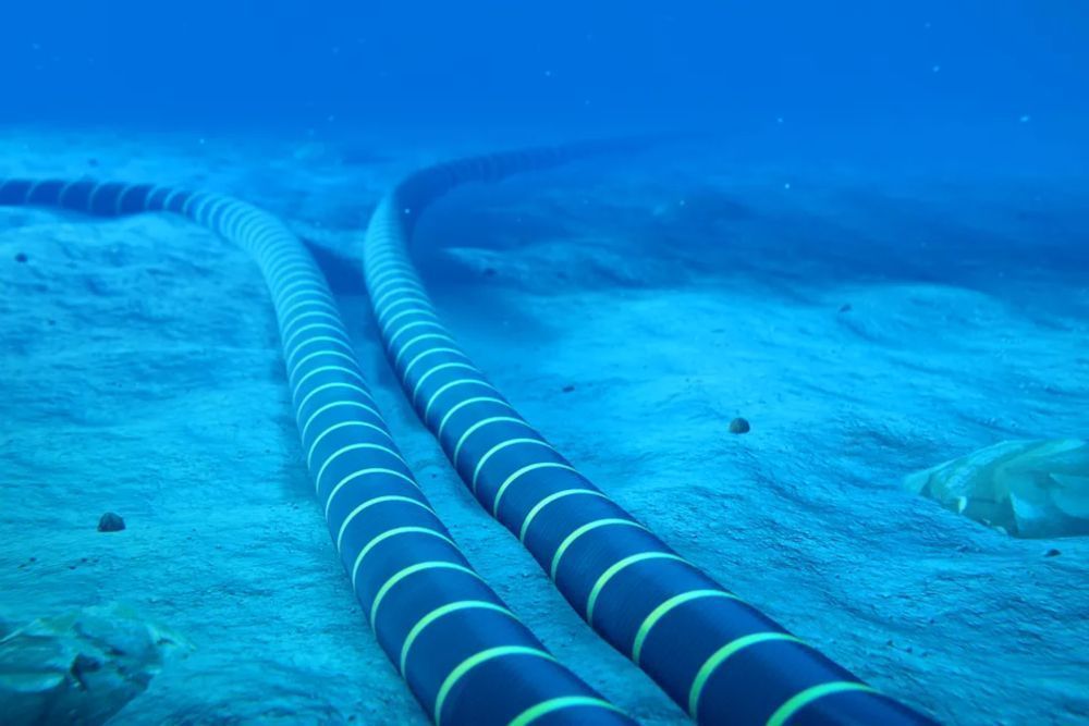 La Universidad de Granada y RedIRIS mejorarán la conexión del Campus de Ceuta gracias a la fibra óptica submarina