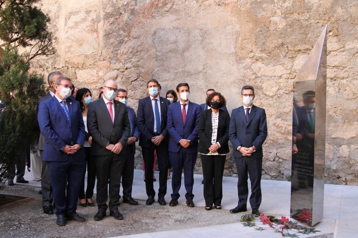 La Universidad de Granada celebra un acto de reparación de los fusilados o represaliados durante Guerra Civil