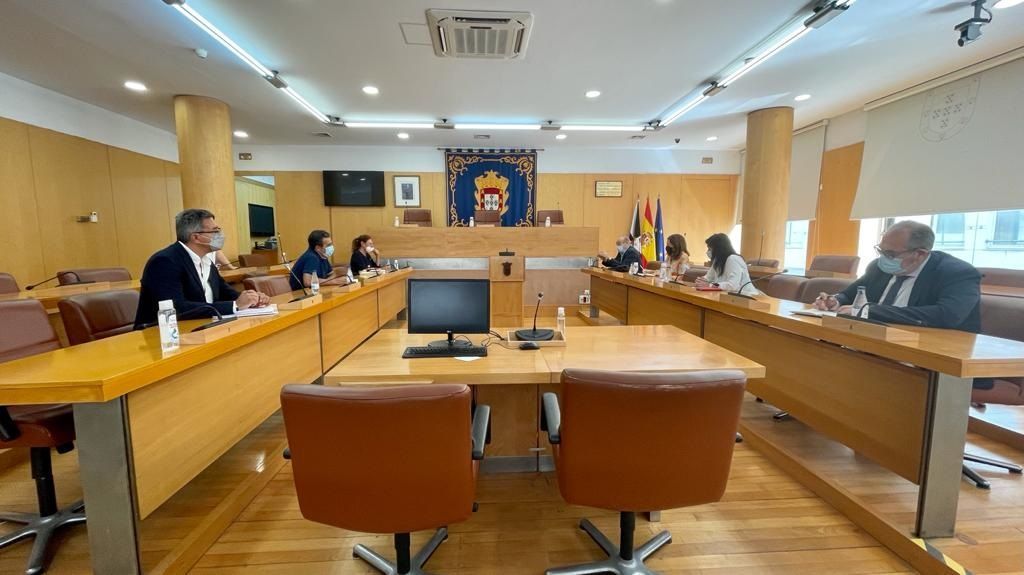 Los MENA serían escolarizados en turnos y horarios distintos al resto de alumnos