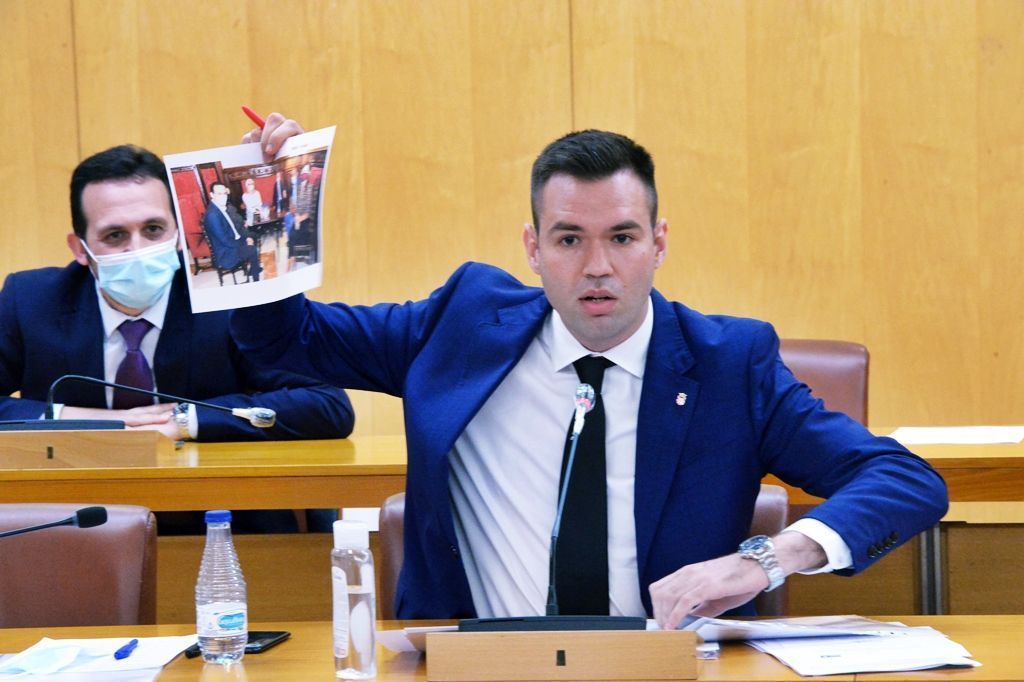 Carlos Verdejo propone deportar a Fátima Hamed a Marruecos