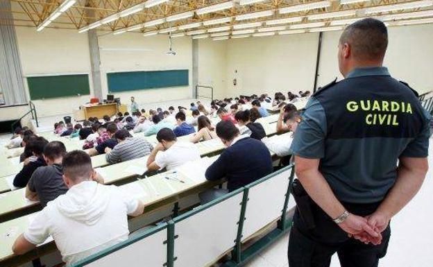 Cabos de Guardia Civil repetirán varios exámenes por filtrarse las preguntas