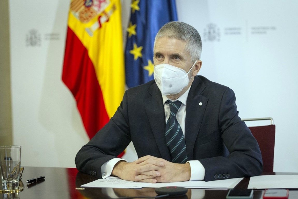 Marlaska reprocha a Vox que identifique la inmigración con delitos
