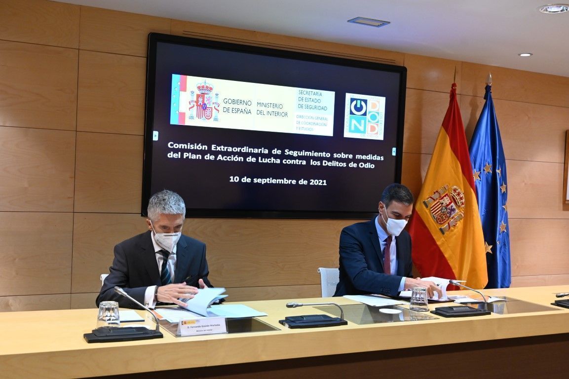 Interior creará grupos de delitos de odio dentro de las unidades de información de la Policía Nacional y de la Guardia Civil