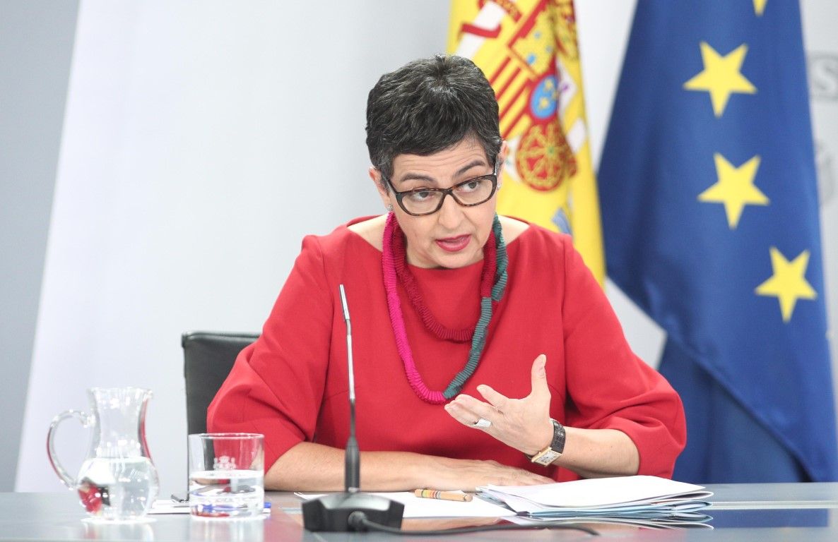 La ministra de Exteriores dice que España devolverá a todos los inmigrantes que han llegado a Ceuta