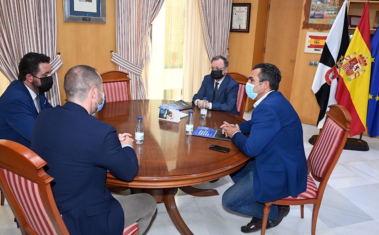 Vivas recibe al nuevo director del Instituto de Seguridad y Cultura