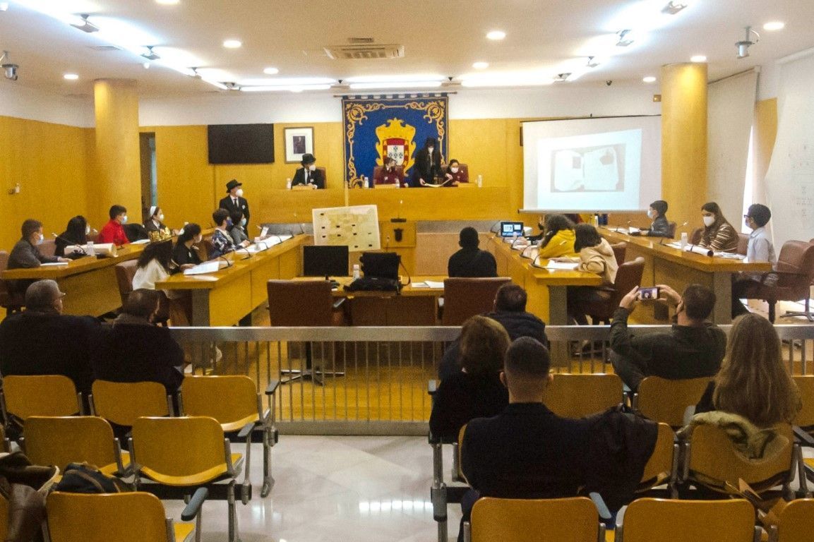 Seis centros educativos participarán el lunes en el XXVI Pleno Escolar para conmemorar la Constitución 