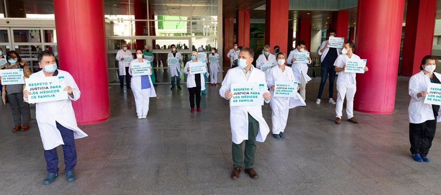 El Sindicato Médico alerta a la nueva directora del INGESA de la alarmante carencia de médicos en Ceuta