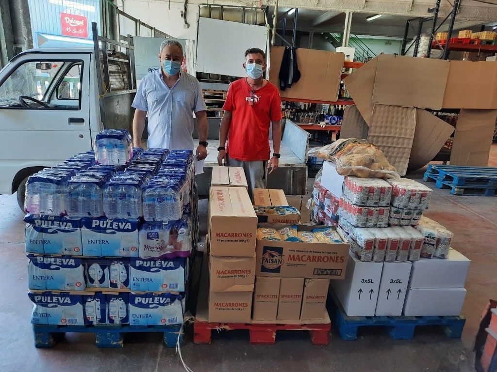 La Comunidad Israelita realiza una donación de productos básicos de alimentación