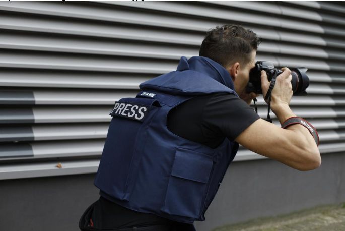 Más de 1.000 periodistas han muerto en el mundo a causa de la covid, de ellos 15 en España