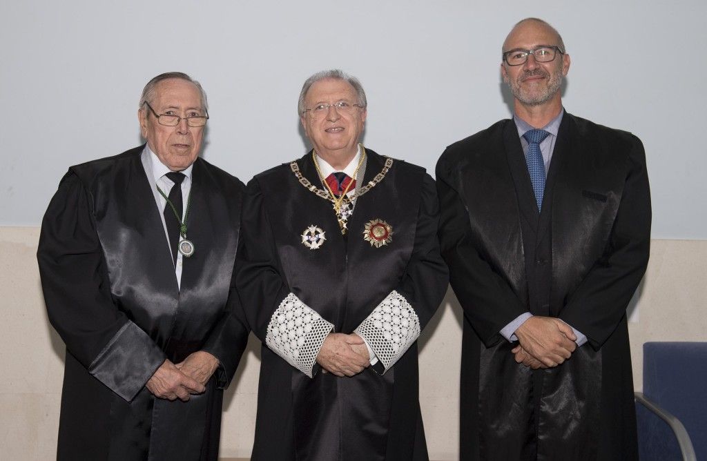 Los Graduados Sociales agradecen la concesión de la Medalla de Plata de Ceuta