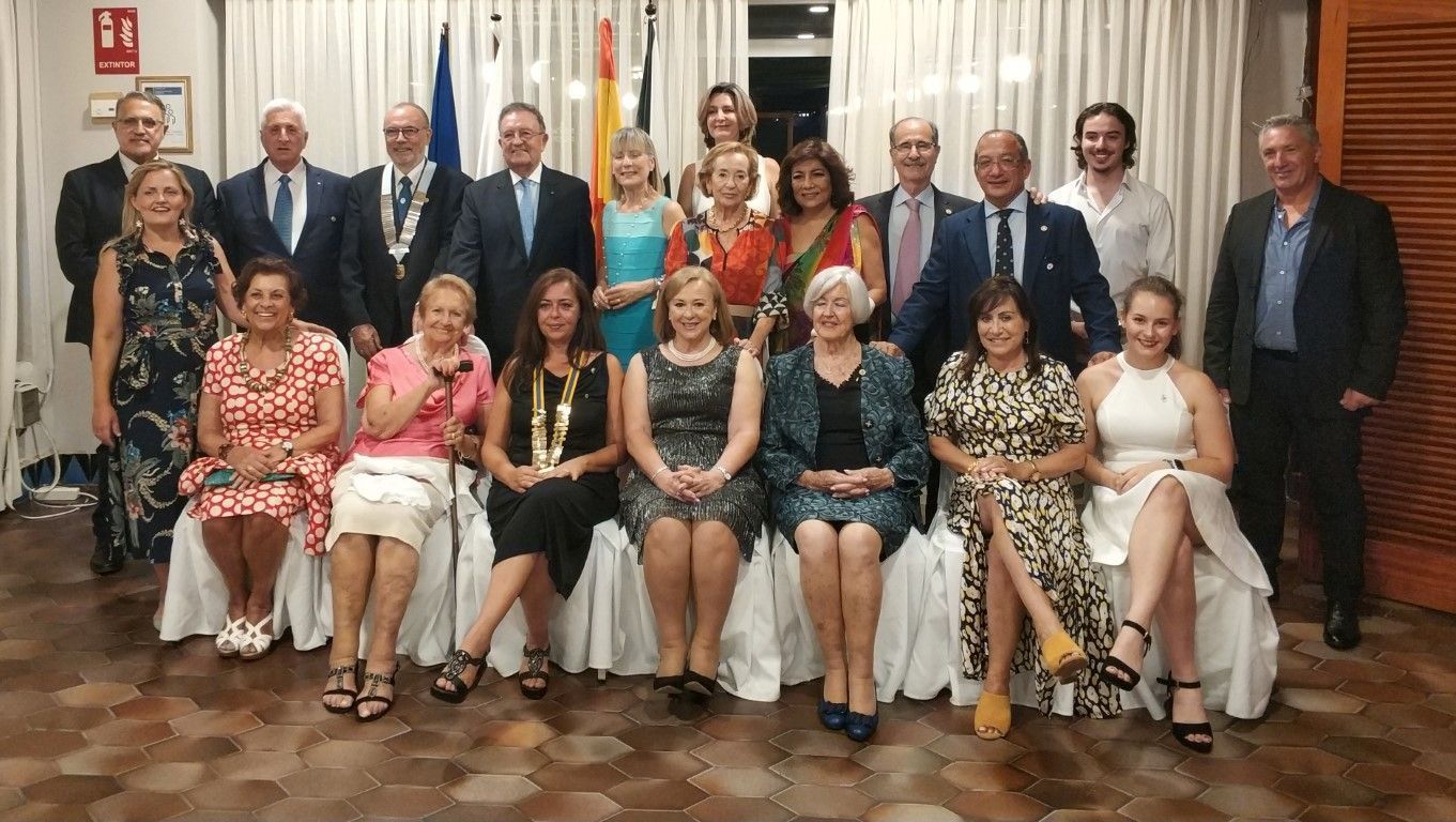 El Rotary Club aborda la situación de la aduana con Marruecos