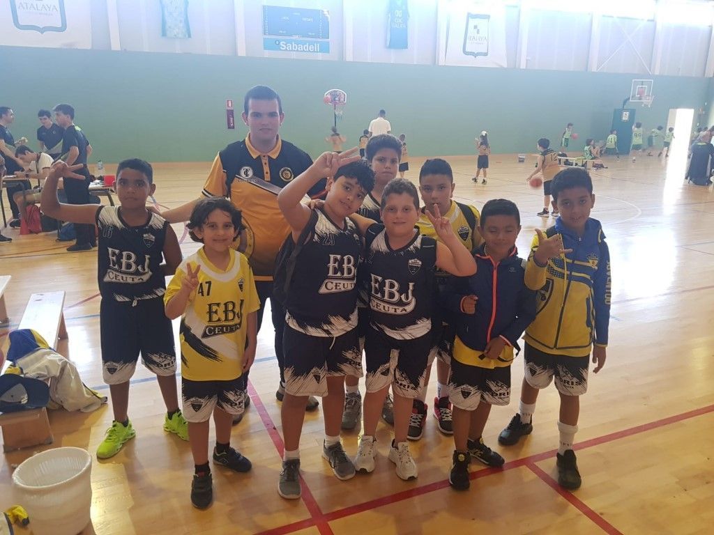 El CB Juventud participa en un torneo de baloncesto en Estepona