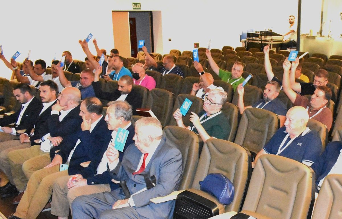 La Asamblea respalda la gestión y propuestas de la RFFCE