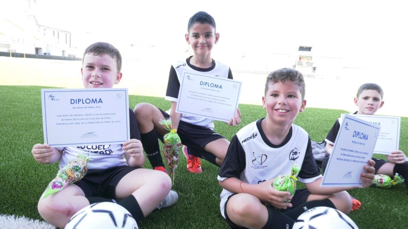 La FFCE clausura las Escuelas Deportivas de Fútbol 8 y de Porteros