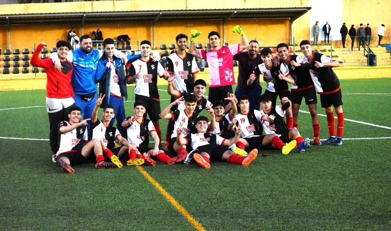 El UCIDCE se proclama campeón de la Liga Juvenil de Fútbol