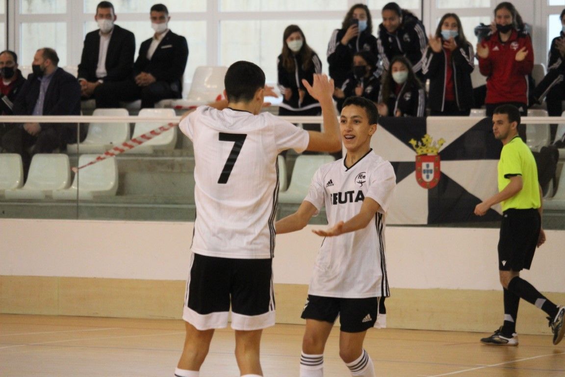 La selección masculina de Ceuta se mete en ‘semis’ y la selección femenina se despide con una gran imagen