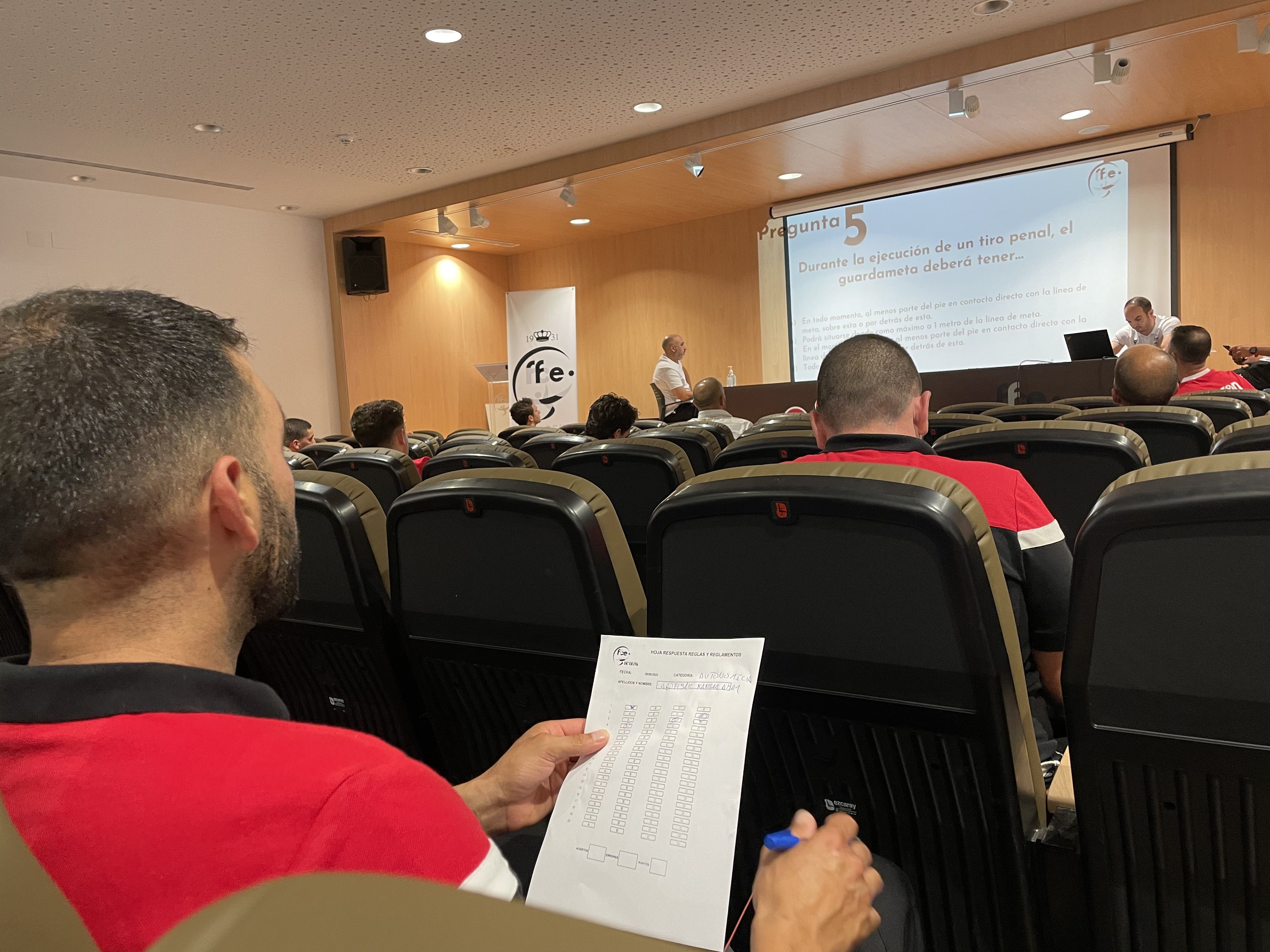 El Comité Técnico de Árbitros de la RFFCE se prepara para el inicio de las competiciones