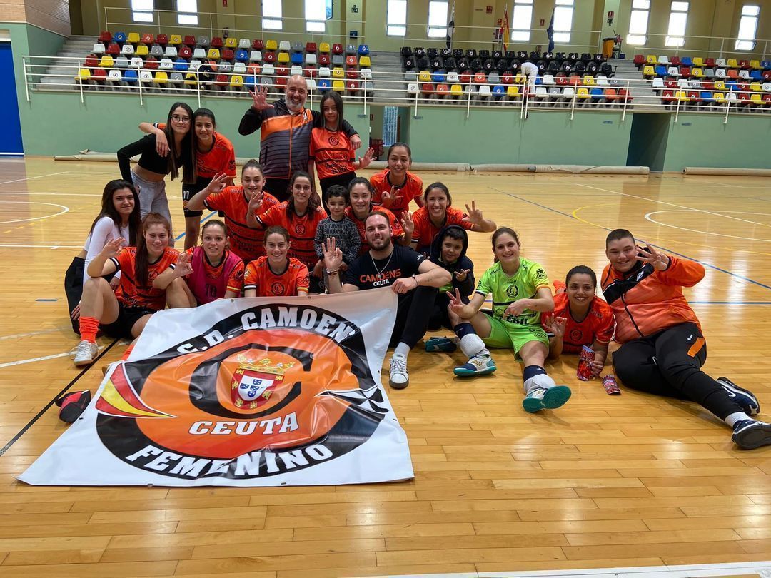 El CD Camoens recibirá 120.000 euros y el Estudiantes de balonmano 69.000 euros