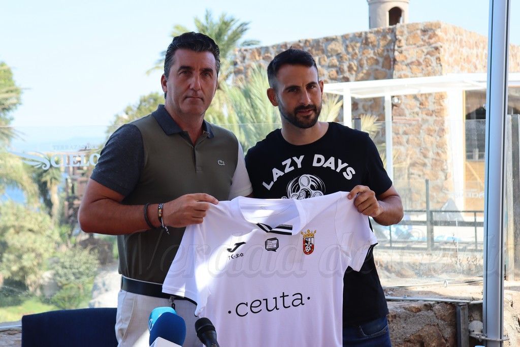 Presentacion jugadoes 29 07 22 03