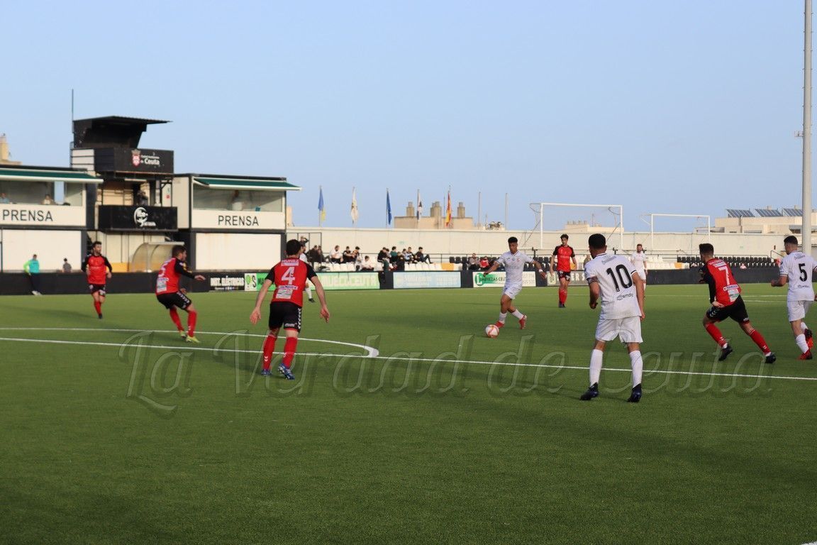 Empate que sabe a poco para el Ceuta ‘B’ y el Puente Genil (0-0)