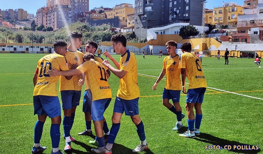 Victoria contundente del CD Polillas en el Benoliel (4-0)