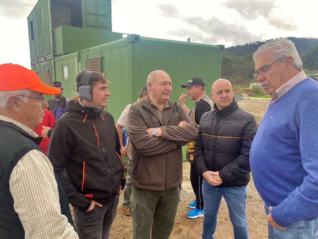“La subvención a la Federación de Caza permite que sus deportistas cuenten ya con unas instalaciones para la práctica del tiro al plato”