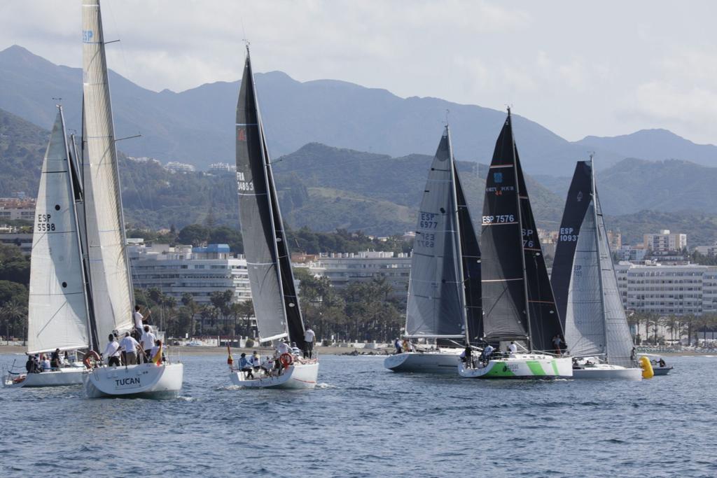 La ausencia de viento impide la travesía a Vela entre Ceuta y Marbella