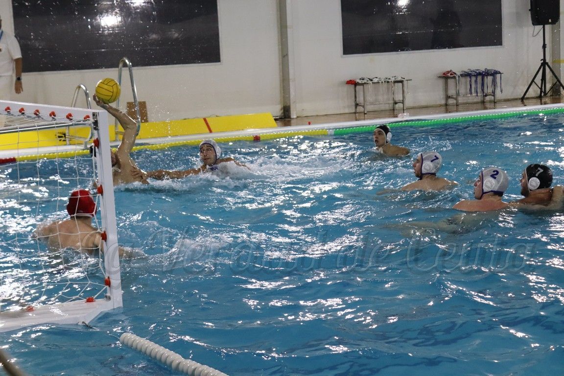 El CN Caballa vence al Sant Feliu y se hace con la segunda plaza del grupo (12-9)