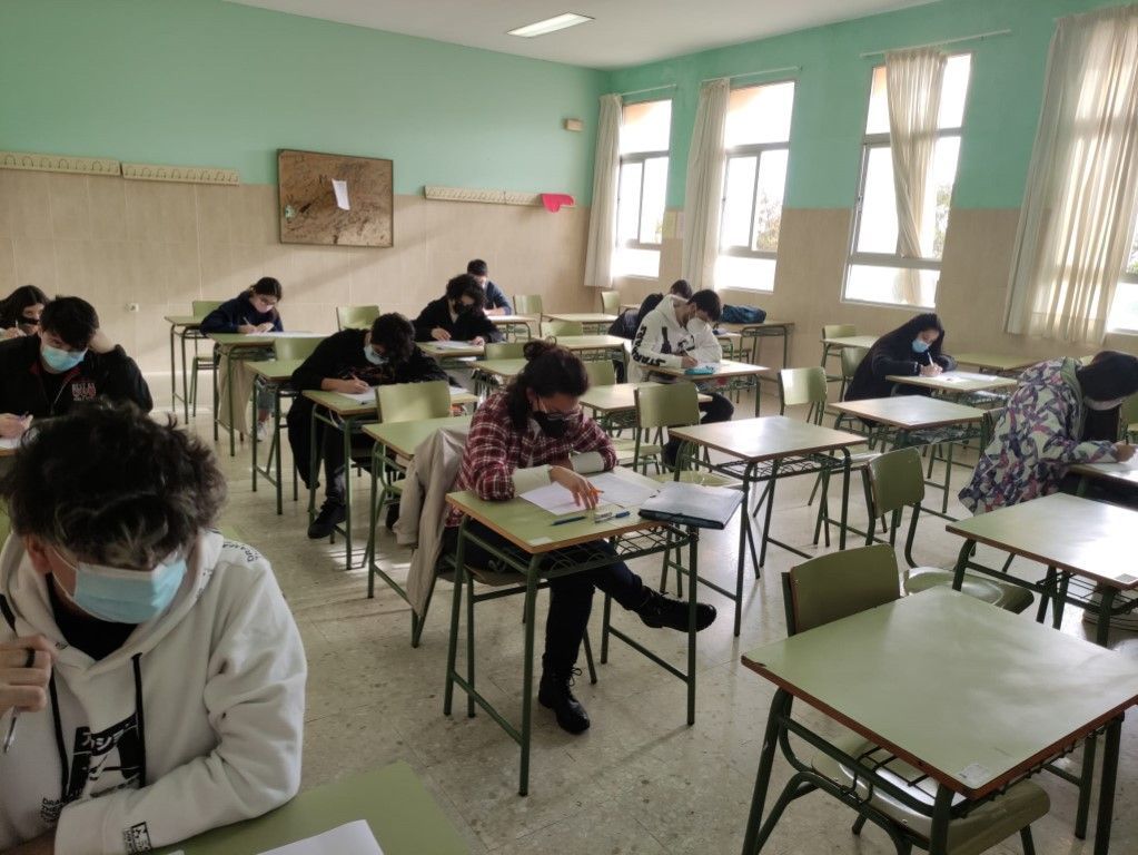 Continúa el descenso progresivo de la incidencia de la covid-19 en los colegios e institutos