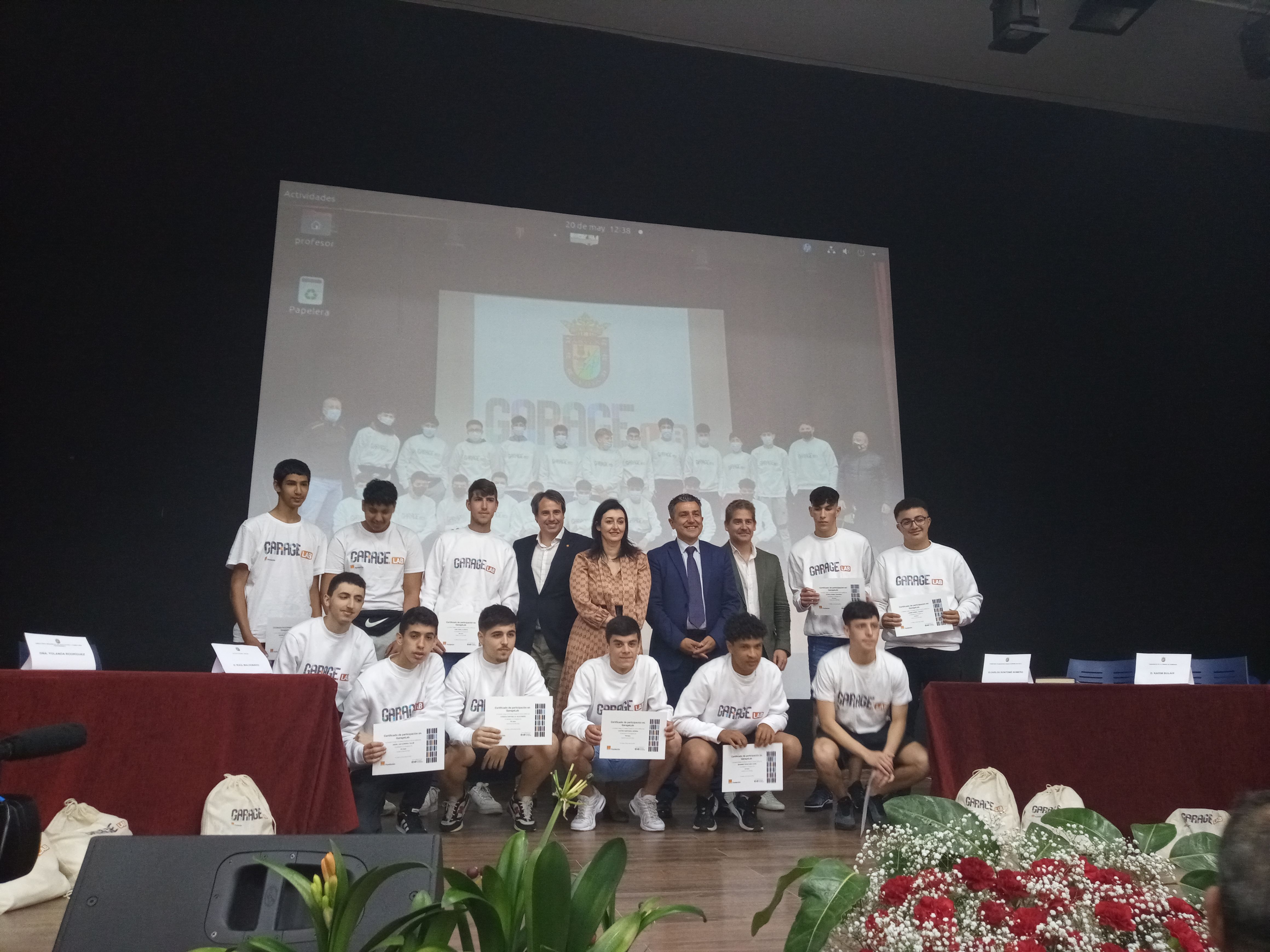 La Fundación Orange y el I.E.S. Abyla inauguran el primer GarageLab de Ceuta