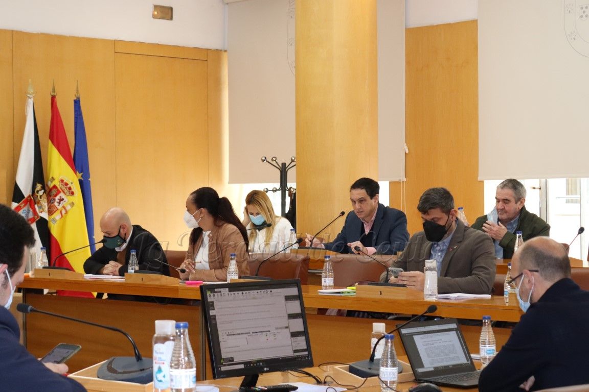 El Grupo Socialista preguntará al Gobierno local si ha realizado ya los estudios para la implantación del mercadillo ambulante 