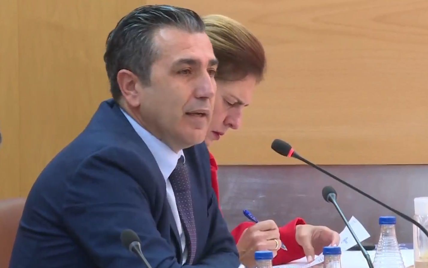 La Asamblea, con los votos de PP y Vox, aprueba instar a Sánchez a no eliminar el delito de sedición