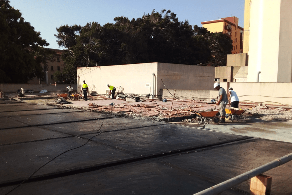 Marchan a buen ritmo las obras de remodelación del Polifuncional de la Policía Local